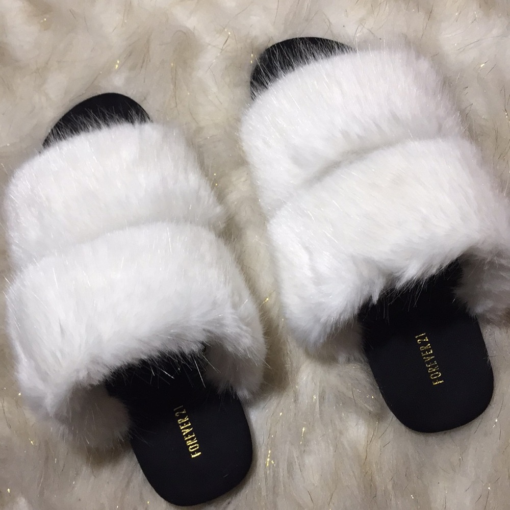 Forever 21 Artemis White Fur Slides